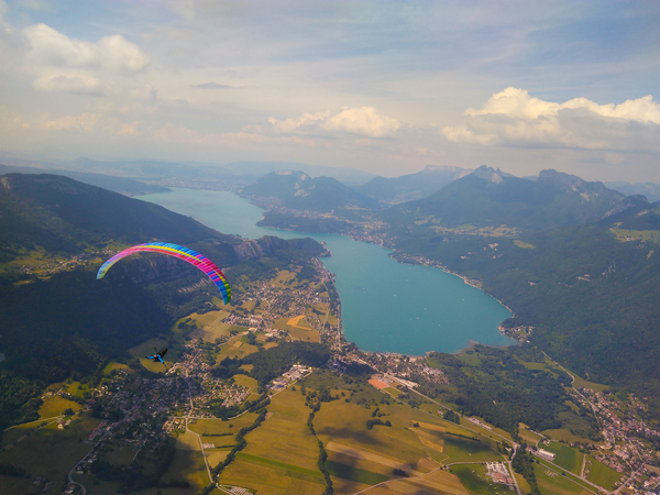 Paragliding in Annecy
